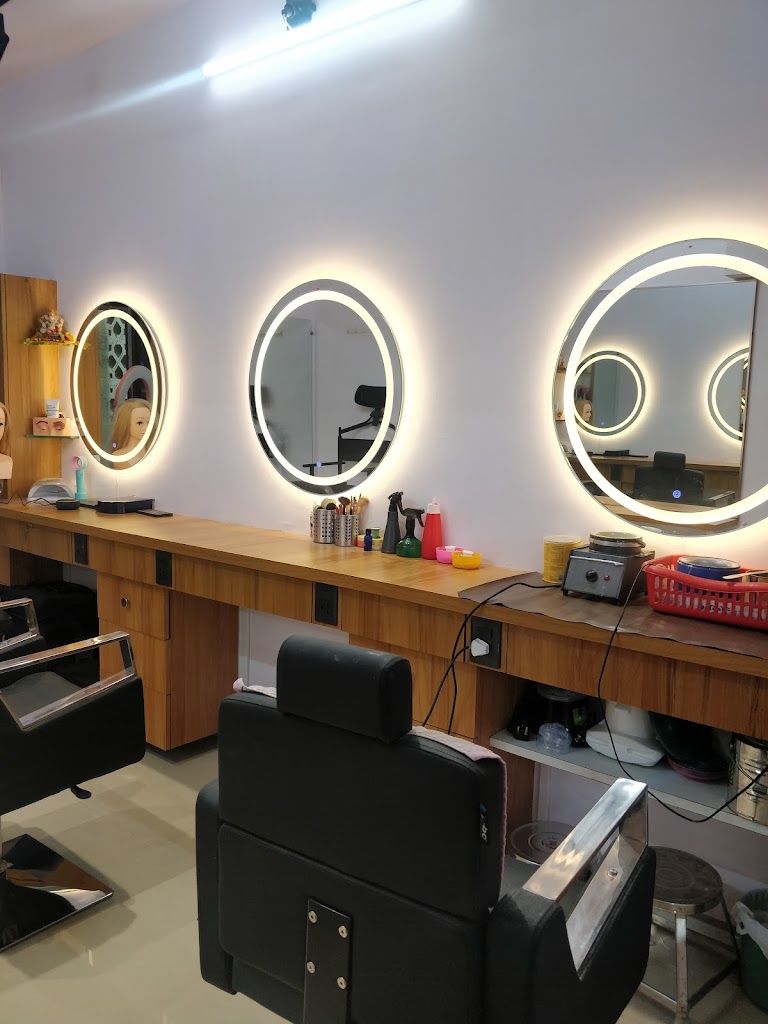 Hcube Beauty Parlour