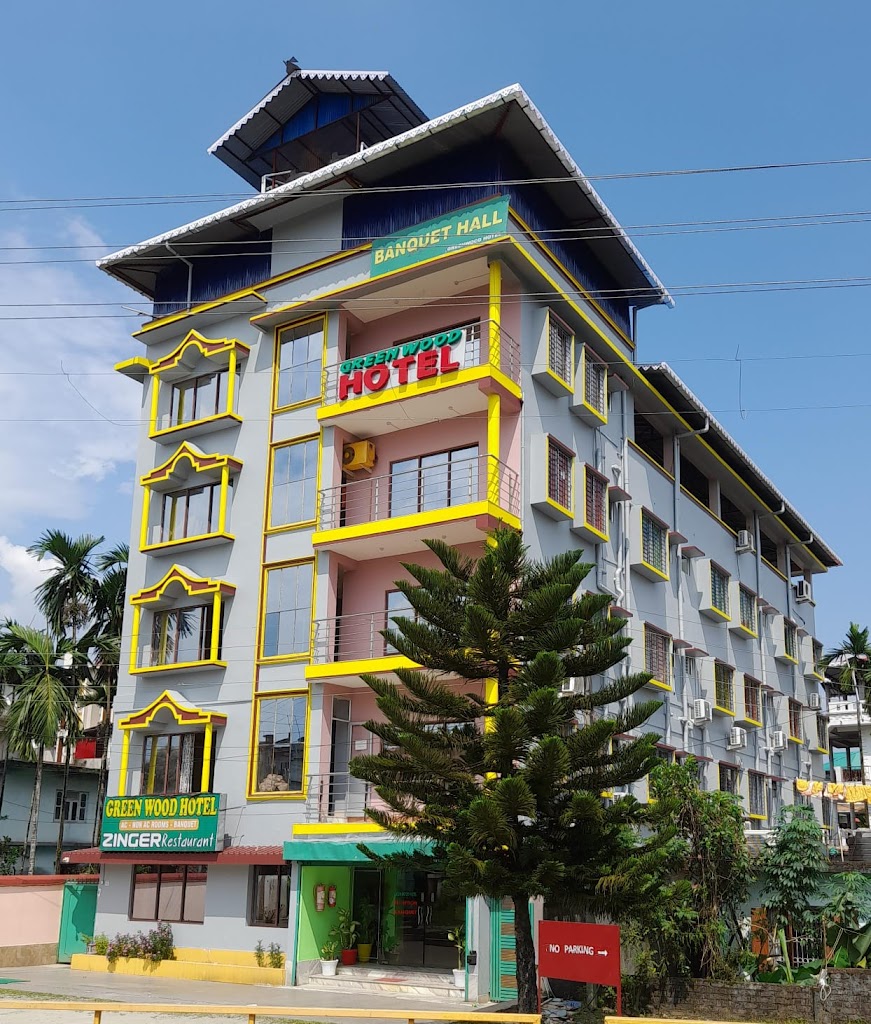 Green Wood Hotel