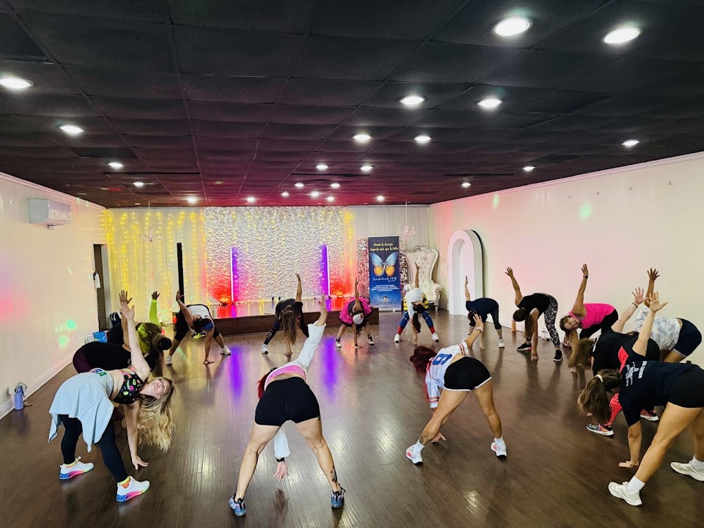  Imperfectamente Fit- Dance and Fitness Classes