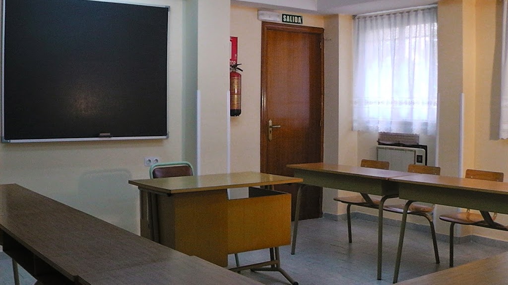 Linnet Academy of English