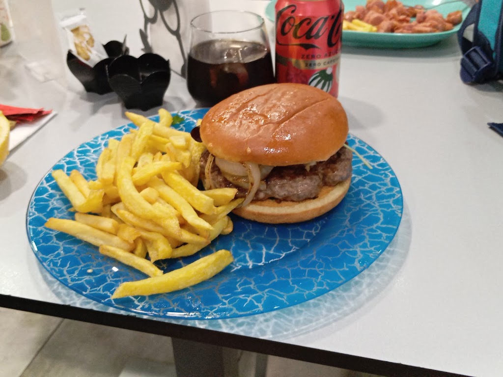 MAR VAL Gastrobar — Comida y bebida