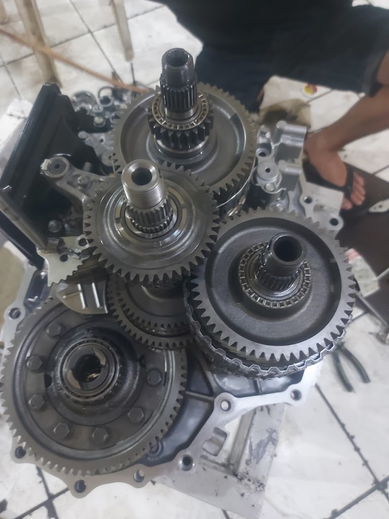 BENGKEL SPESIALIS MATIC BANDUNG (Overhoule Transmisi Matic Dll)