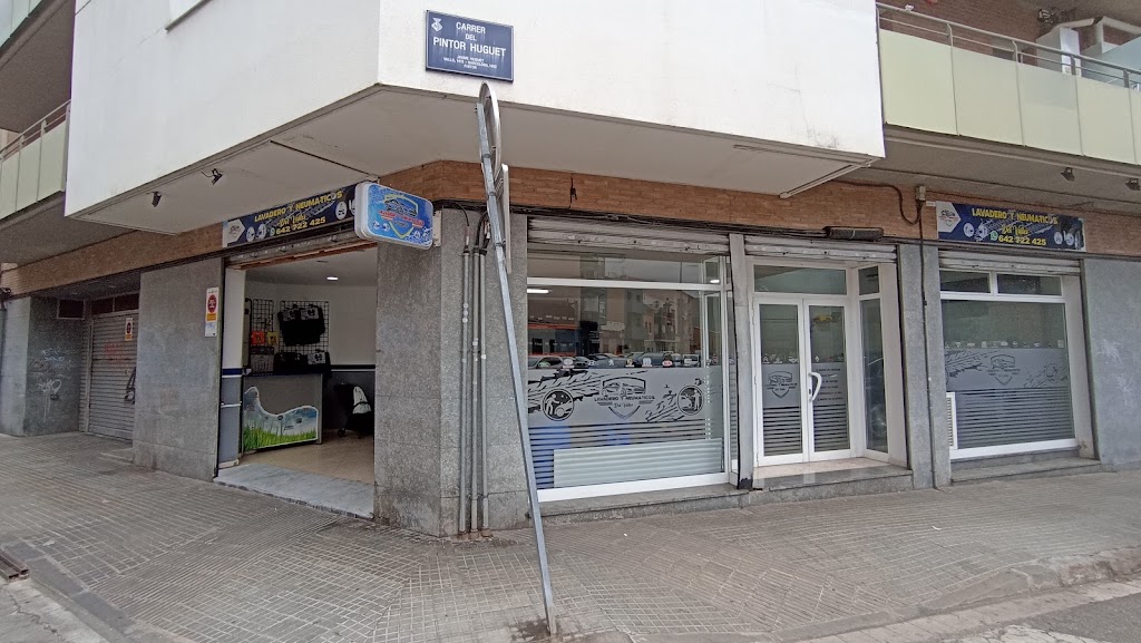 Lavadero Y Neumaticos Del Valles — Exterior