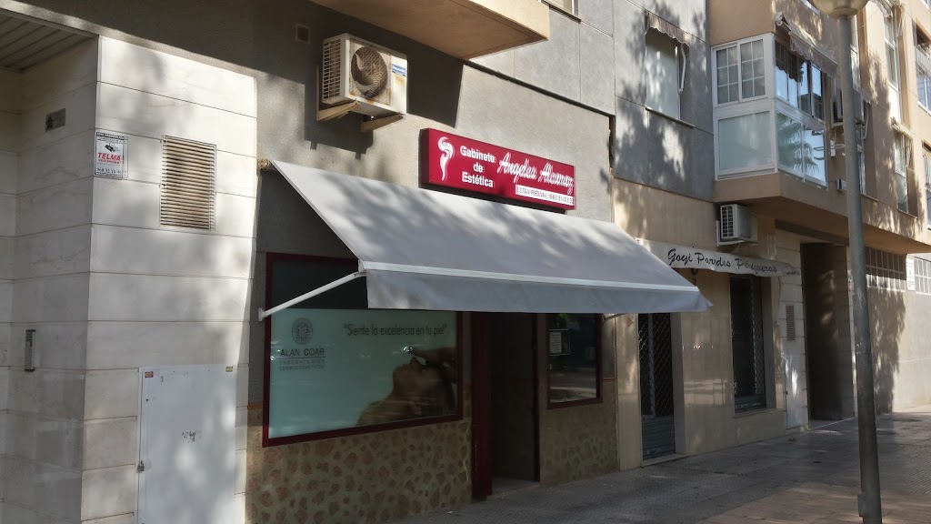 Estetica Angeles Alcaraz — Exterior