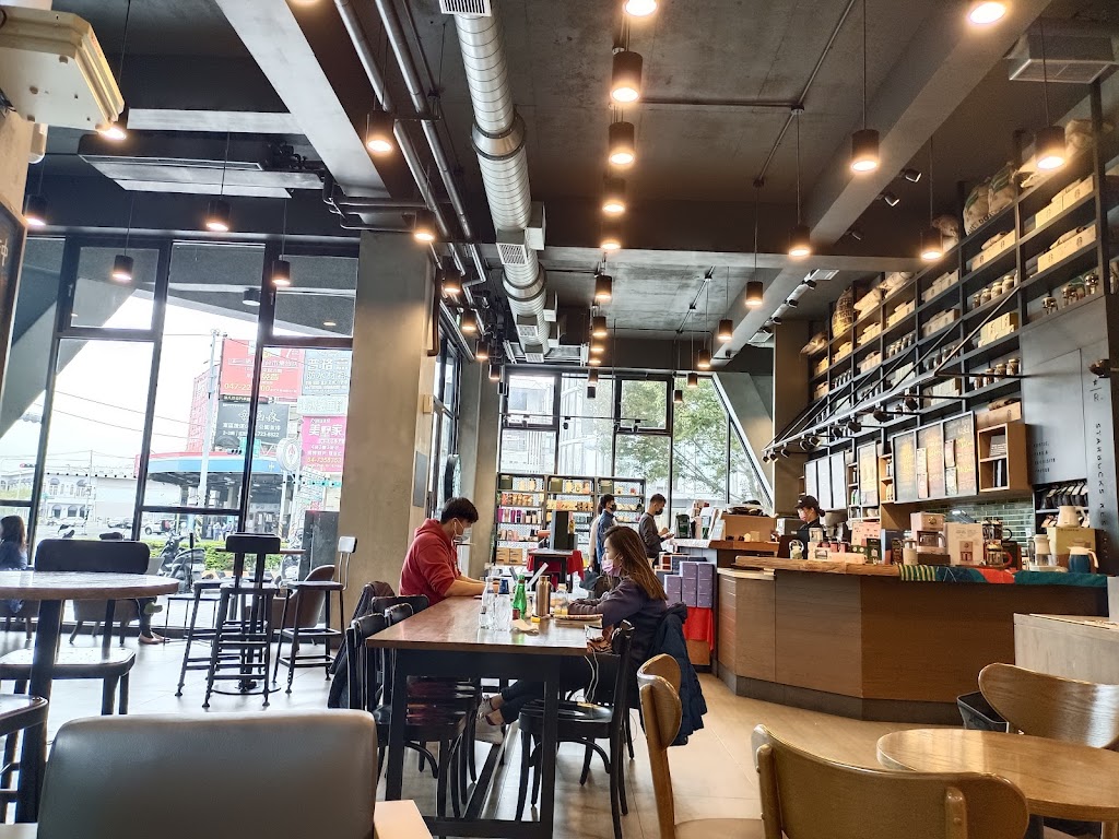 STARBUCKS 星巴克 (彰化曉陽門市) 的照片