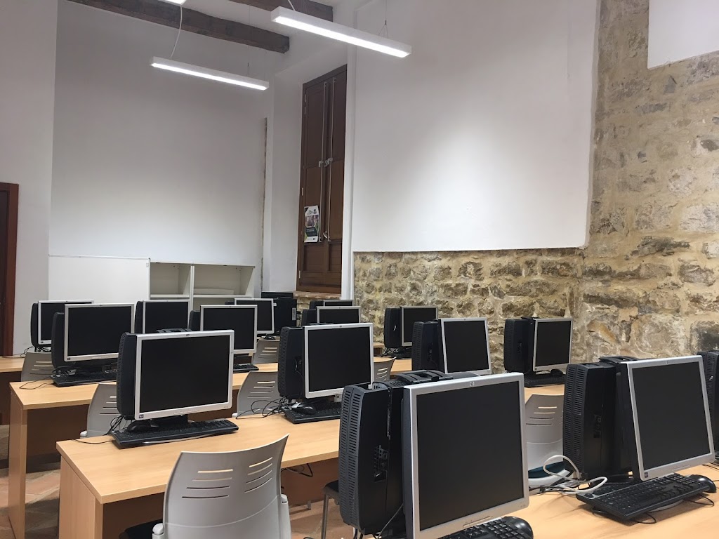 El mundo del becario