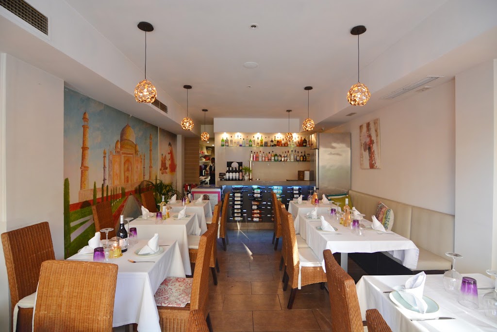 Maa Indian Restaurant - Marbella — Ambiente