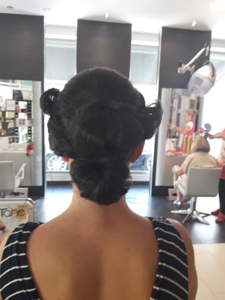 Peluqueria y Estetica Maria Jesus — Peinado