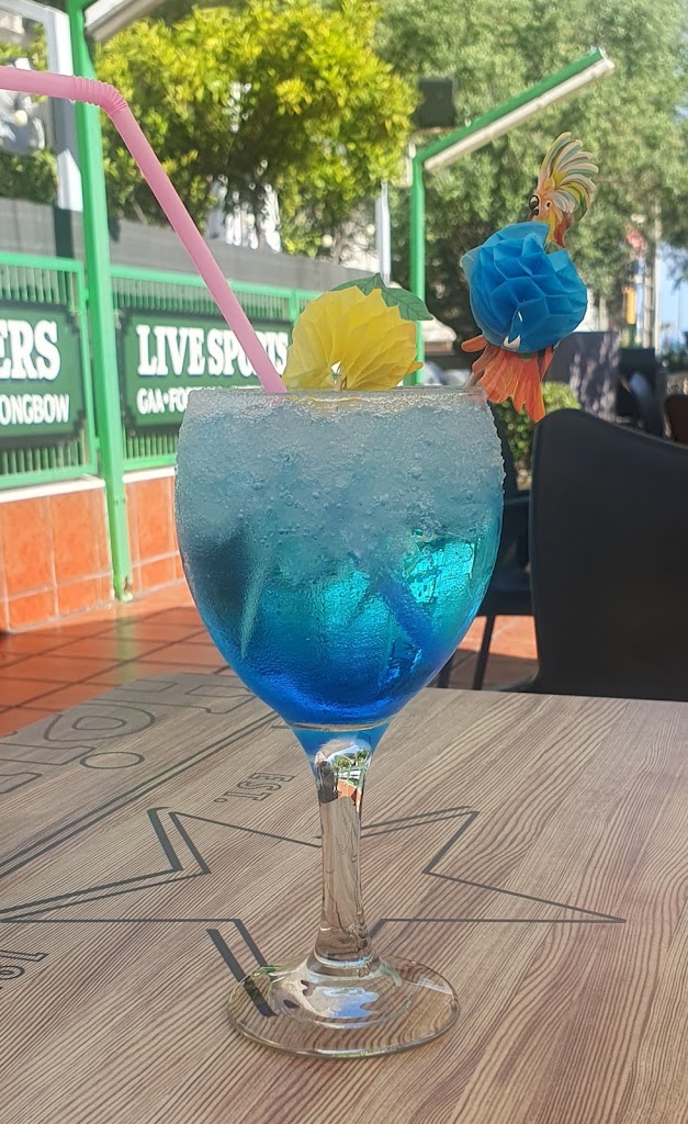 NEW SHAMROCK — Comida y bebida