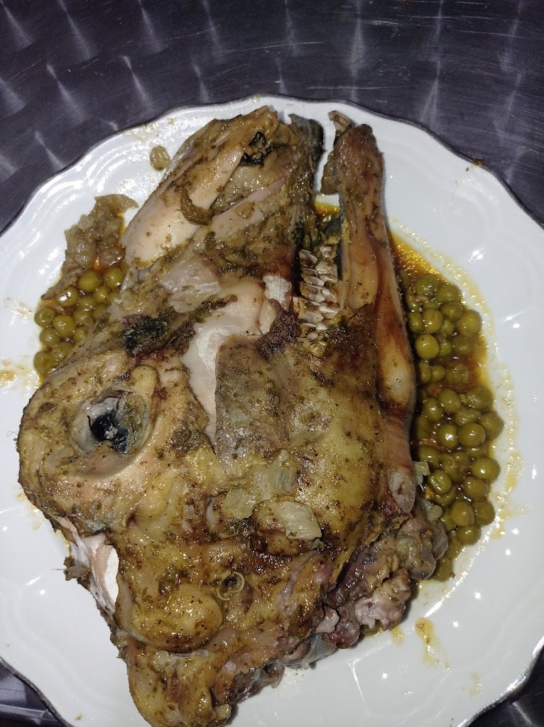 Restaurant Al Karama — Comida y bebida