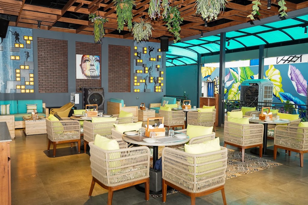 Skylit Restro Bar Dhanbad - Restaurant, North Indian restaurant Restaurant in Dhanbad, Jharkhand