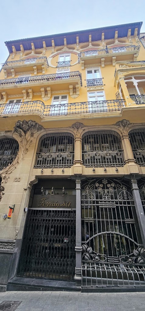 Casa Ferran (Modernista 1910)