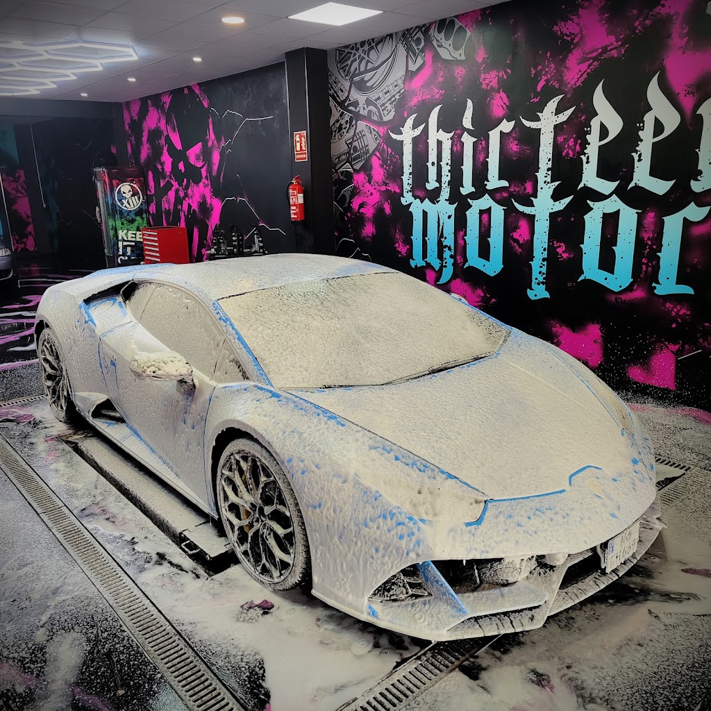 Thirteen Motor