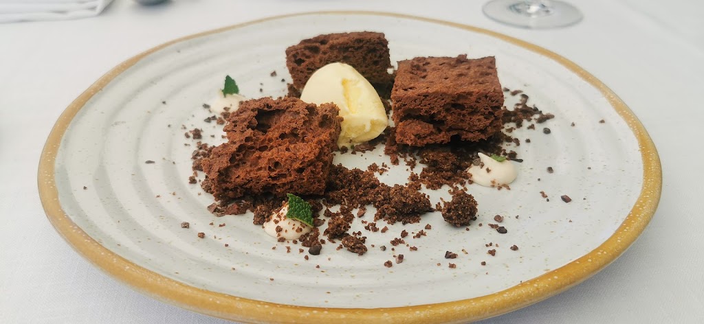 Restaurante Beira — Comida y bebida
