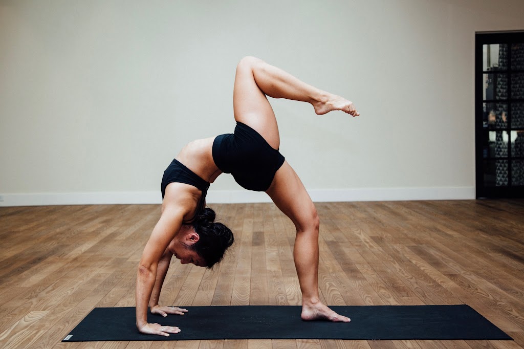  Urban 728 Yoga - Hot Yoga