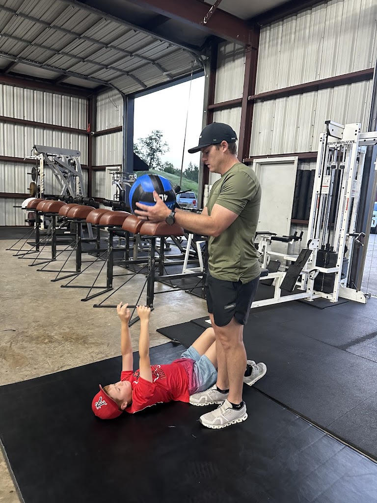  Lift Strong. Run Fast.