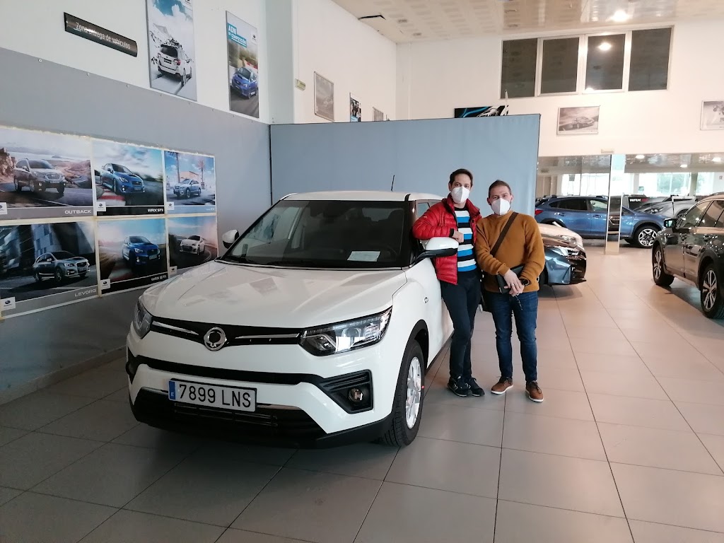 Concesionario Oficial KGM Pamplona Motor — Interior