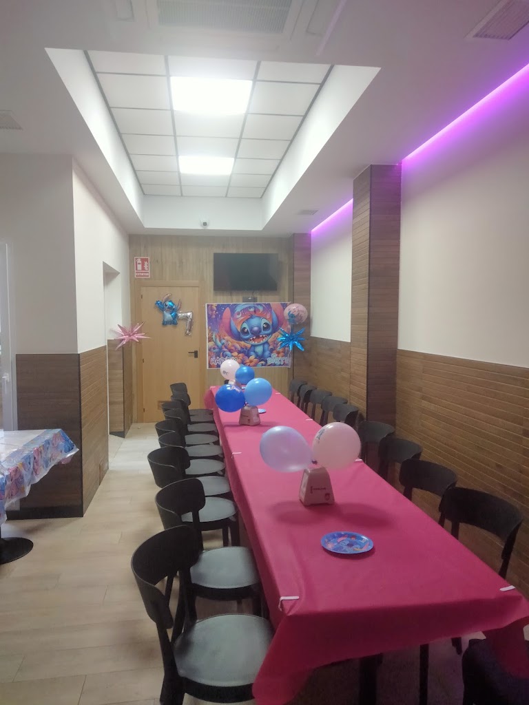 Cafeteria Churreria Ana y Lorena — Ambiente