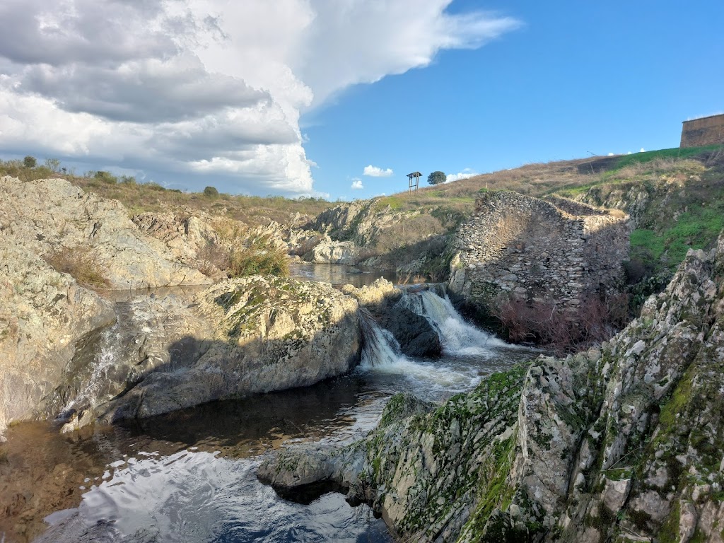 Ruta a cascada del Arroyo Pelochejo