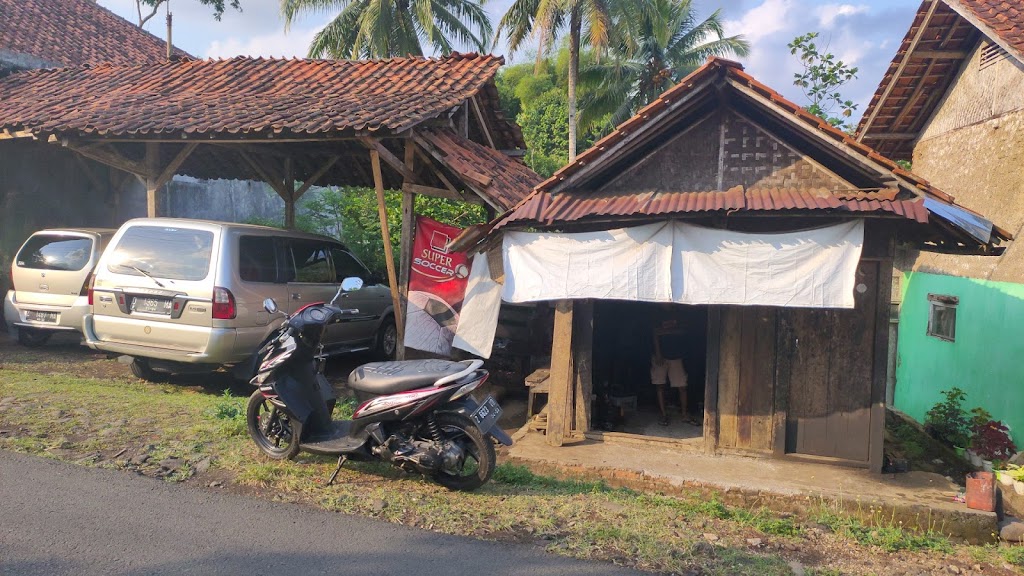 Bengkel Mg. Iwok