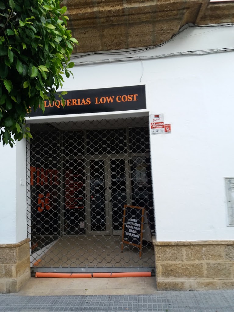 peluqueria low cost — Exterior