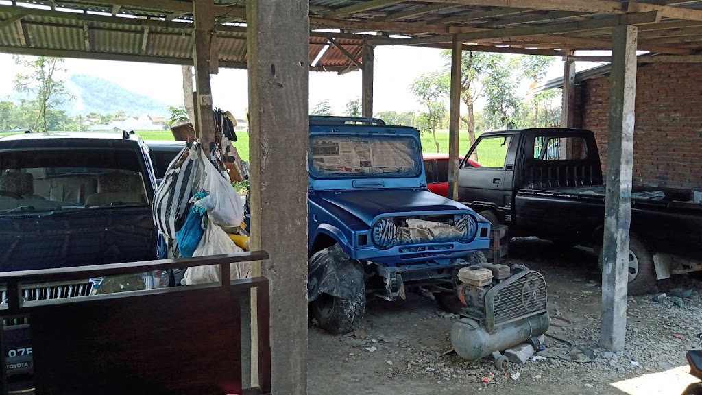 Bengkel cat mobil,GALANG MOTOR