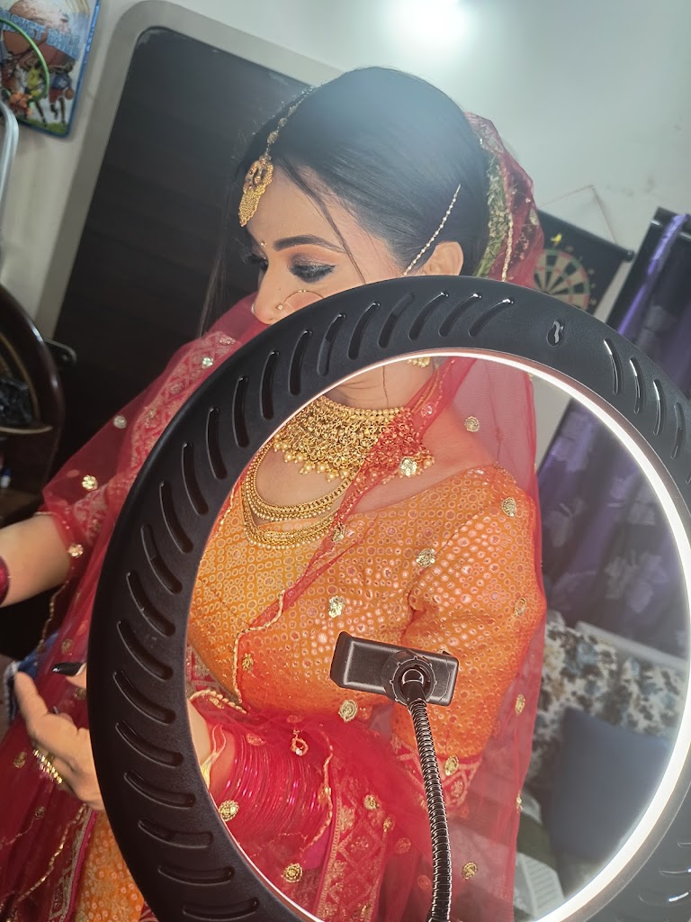 Puja S Glamour Studio