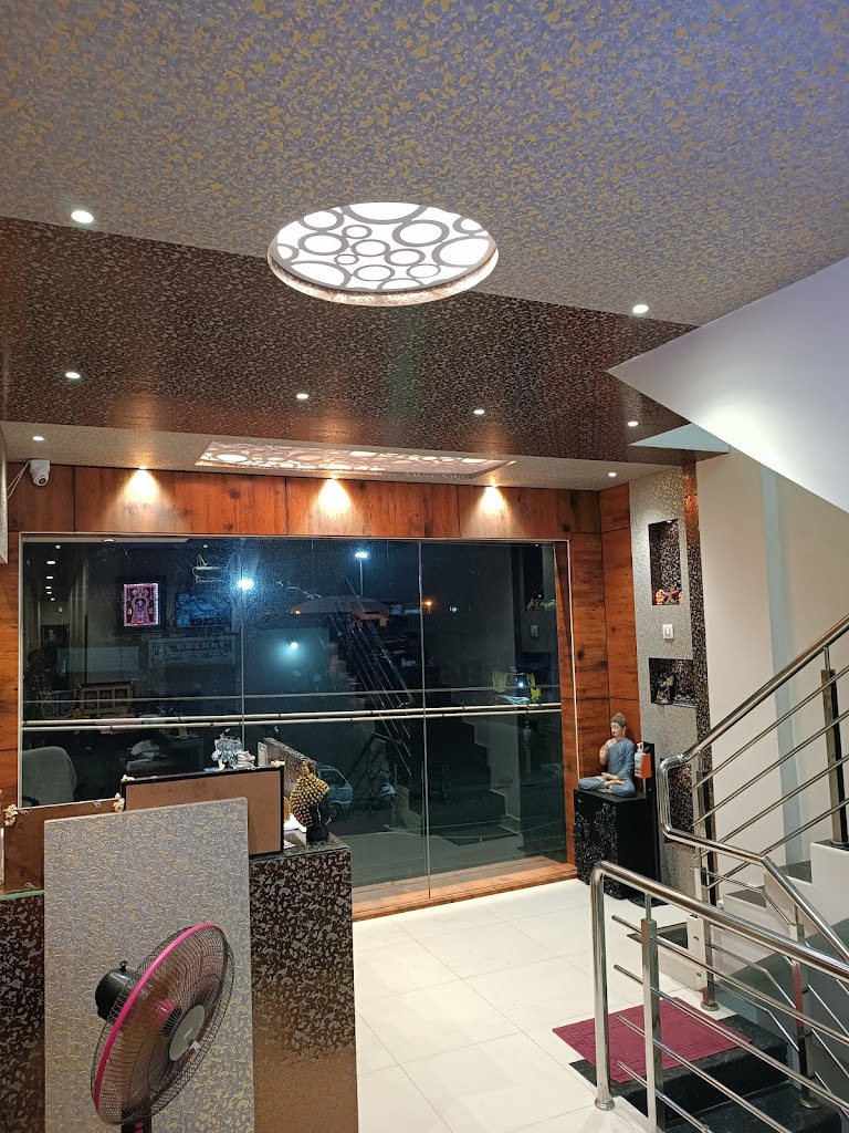 Dandeli Holiday Inn Lodge