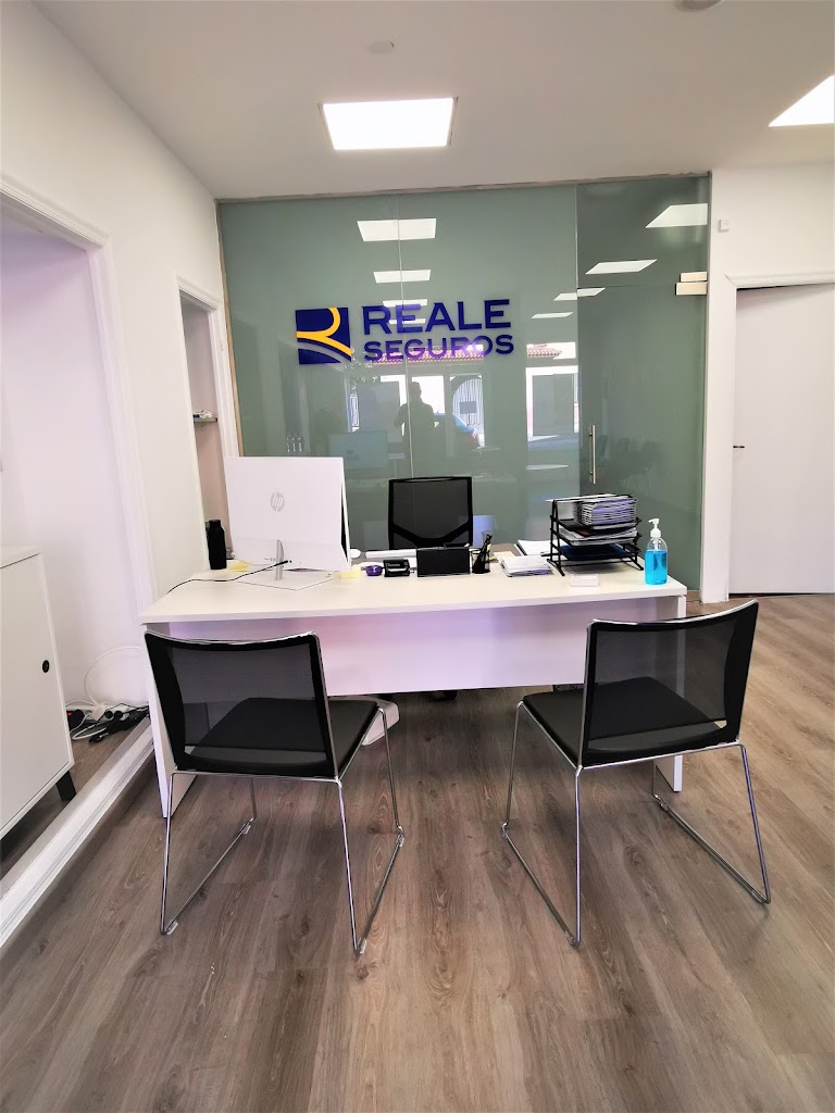 Agencia Reale Bejar 2 — Interior