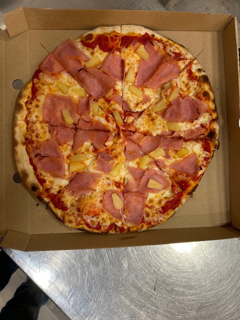 PIZZERIA BOB'S FOOD — Comida y bebida