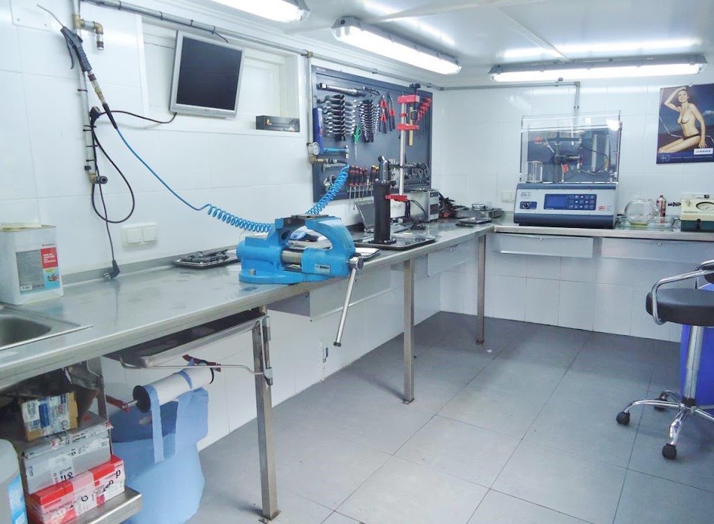 Autoreparaciones Santa Ana, S.L. — Interior