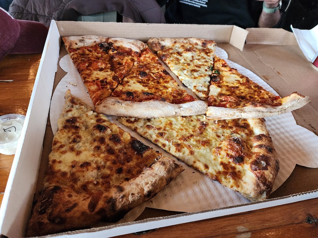 cheese pizza