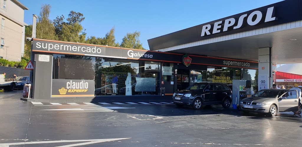 Estacion de Servicio Repsol — Exterior
