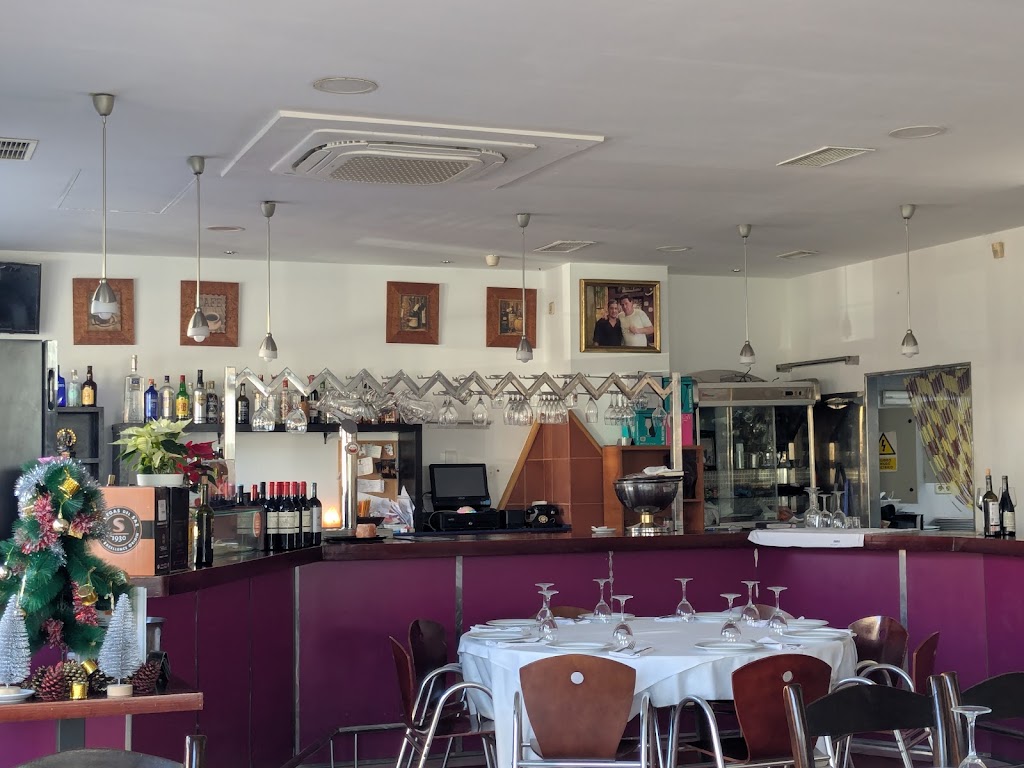 Restaurante La Rocca Restaurante Mediterraneo — Ambiente