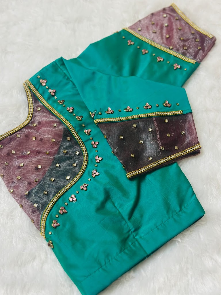 Karur Priya Bridals Studio