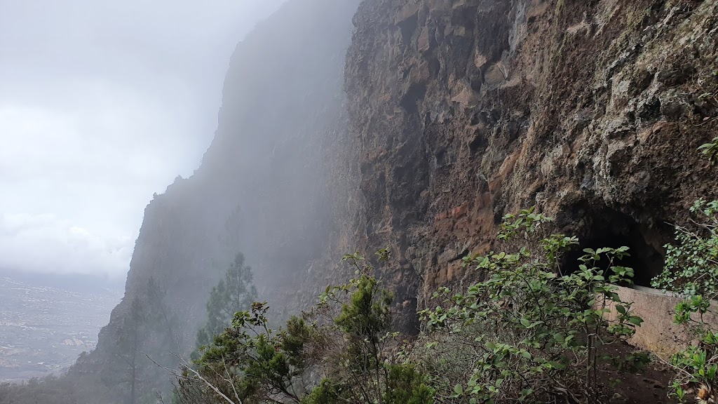 Las Ventanas de Guimar — Montana