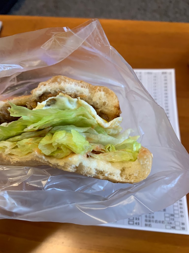 畝田複合式餐飲 的照片