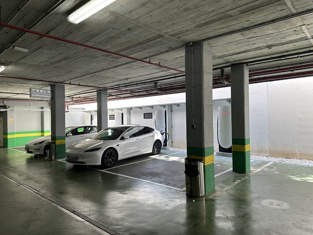 Tesla Supercharger