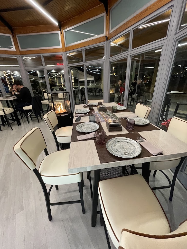 PITXON Restaurante Bar — Ambiente