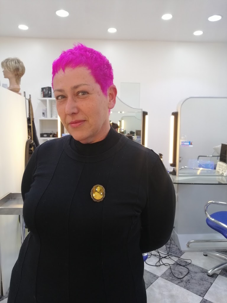 Escuela de peluqueria Carlos's — Del propietario
