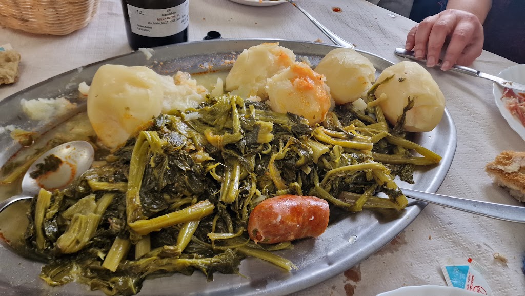 Bar O Tarro — Comida y bebida