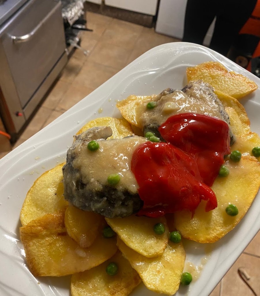 Meson bar Tauro — Comida y bebida