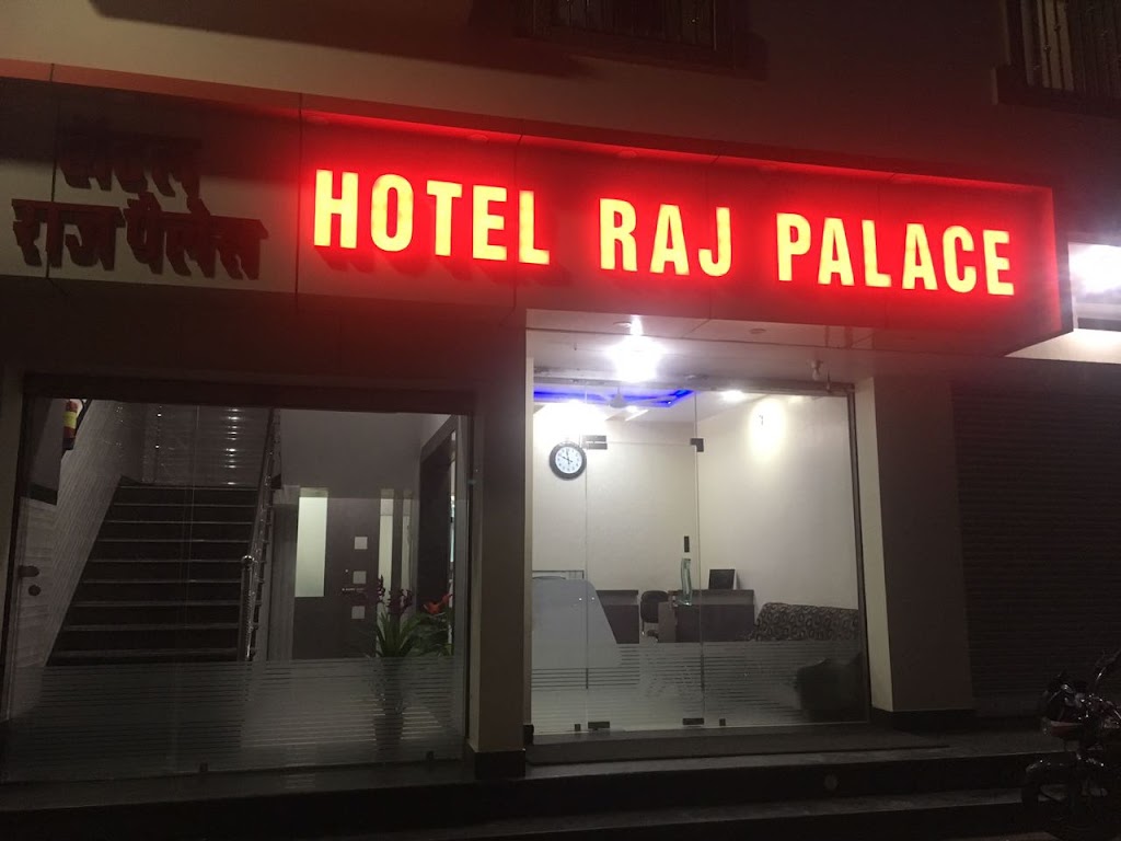 Hotel Raj Palace