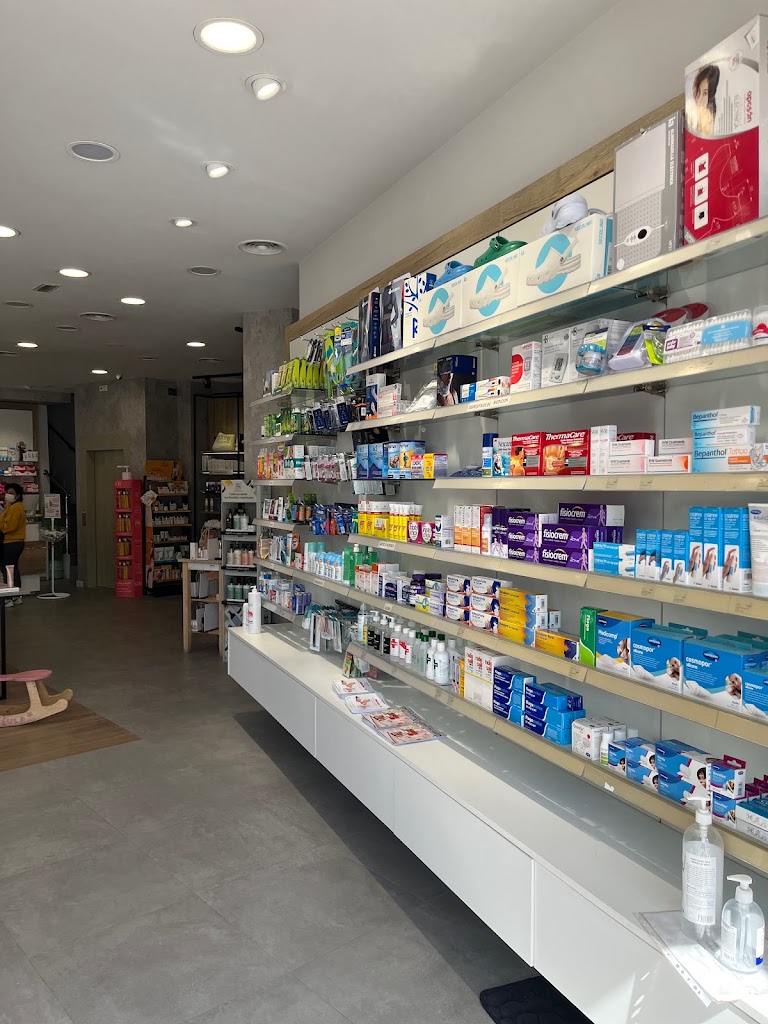 Farmacia Las 4 esquinas — Del propietario