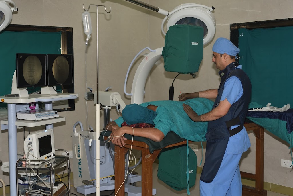 Dr. Dr Motwani S Pain Relief Clinic Akola Maharastra