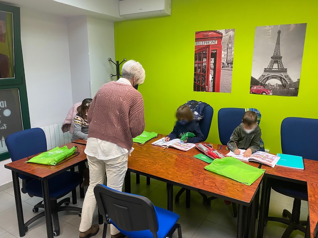 Idiomatizate | Academia de idiomas — Del propietario