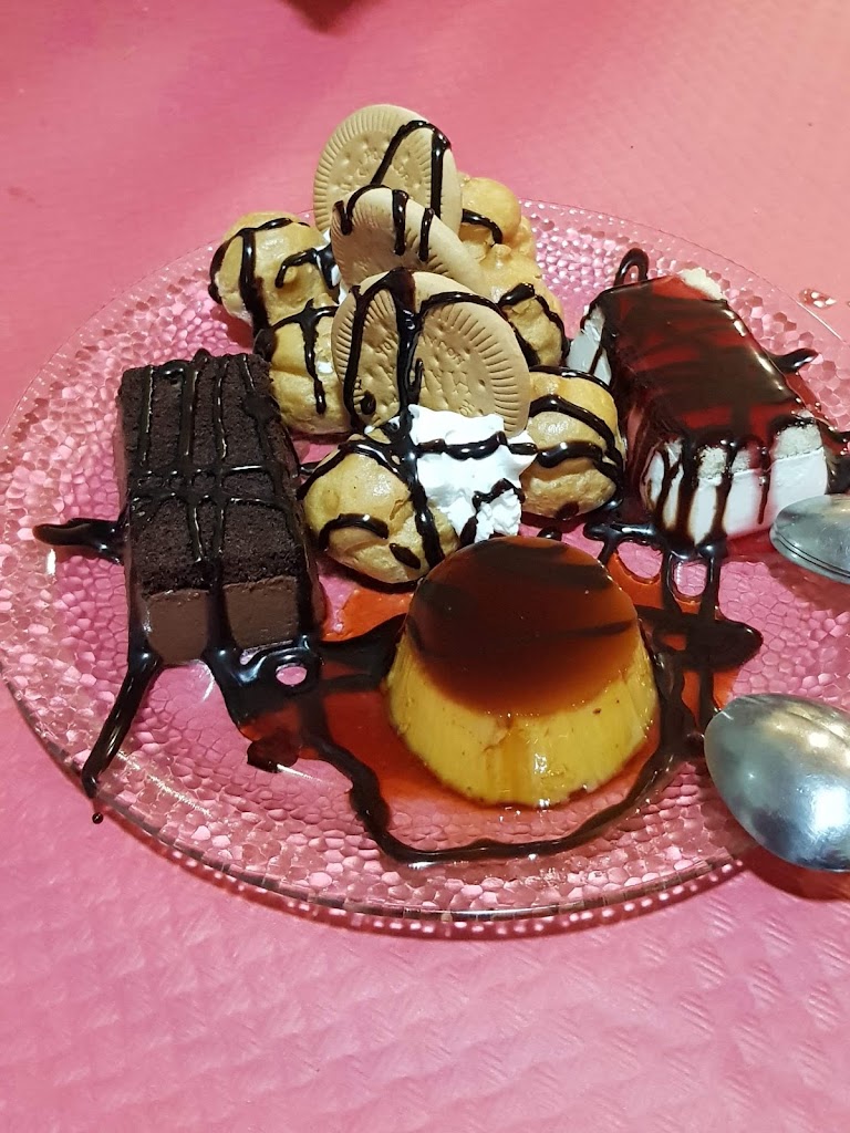 Taperia Delicias — Comida y bebida