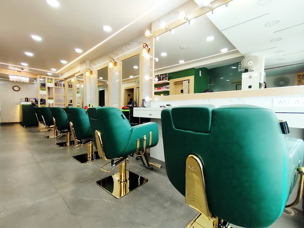 A Makeover Lounge Spa Salon