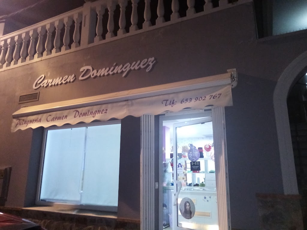 Carmen Dominguez: Peluqueria, tocados y complementos — Exterior