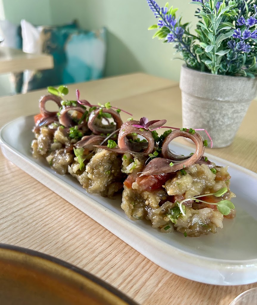 RISUENA Restaurante — Comida y bebida